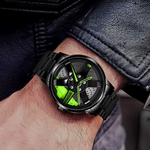 El reloj de pulsera de lujo para hombres con diseño de rueda.