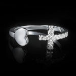 Trinity™ | Anillo Ajustable Cruz Corazón Pedrería